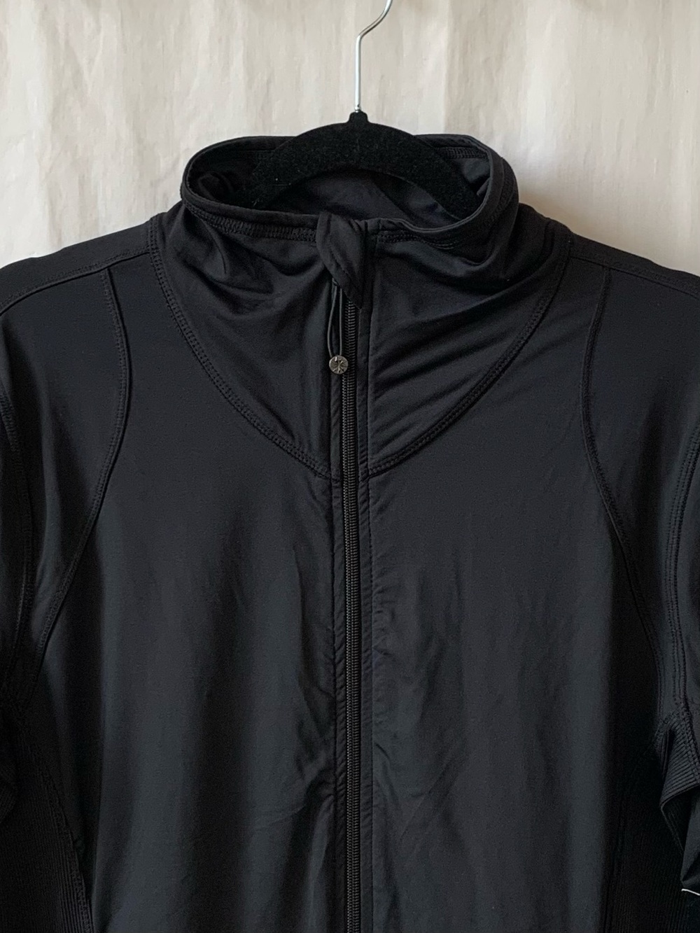 NWT Studio Black Full-Zip Lightweight Jacket
